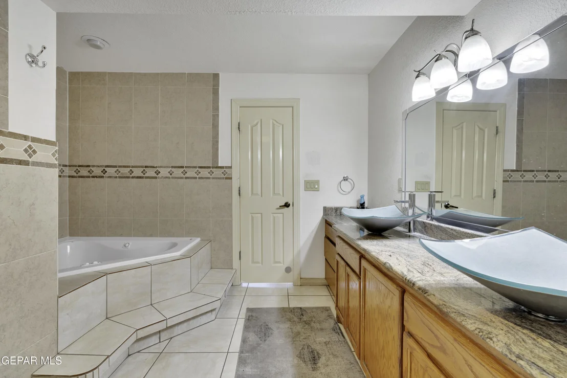 Photo of 512 Mogollon Circle