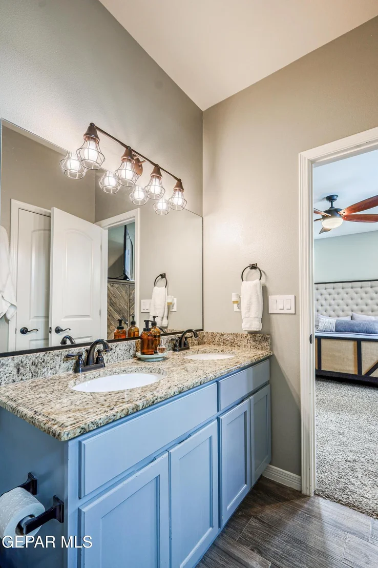 Photo of 2109 ROBERT DRENNAN Place