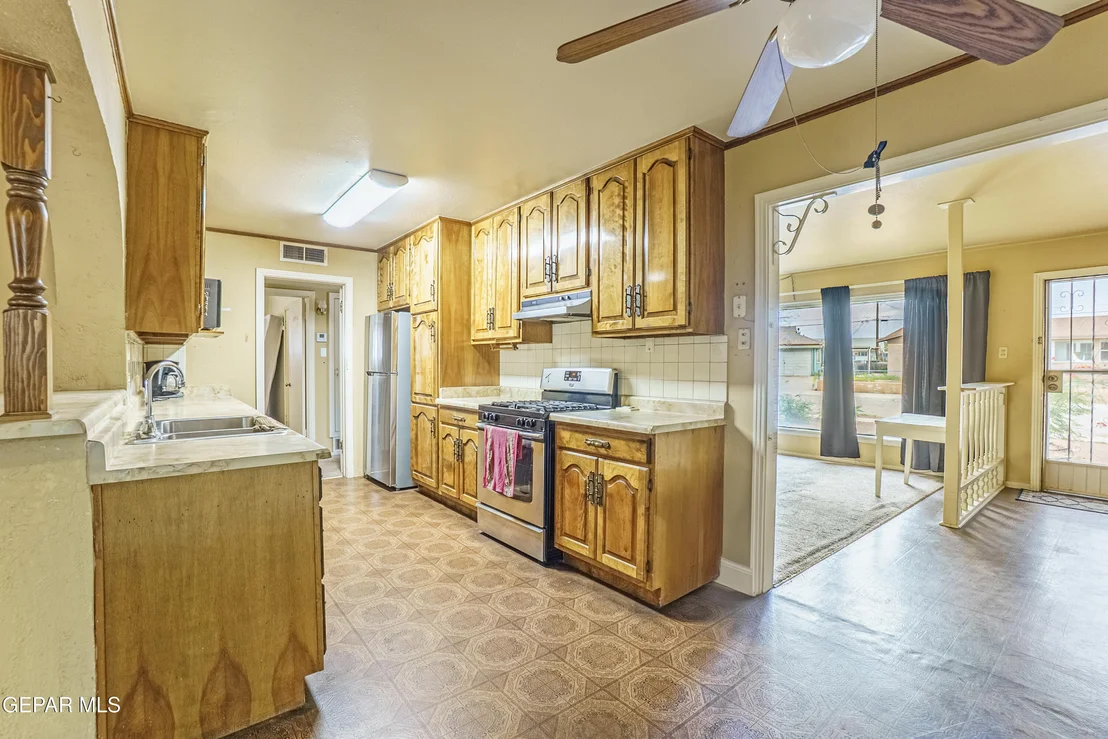 Photo of 1411 Elmhurst Drive