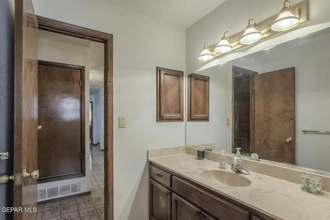 Photo of 801 BELLA CUMBRE Drive