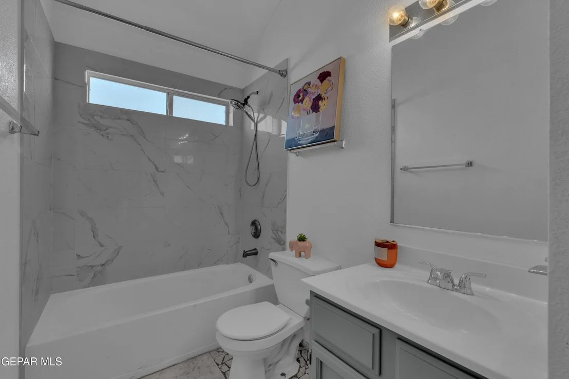 Photo of 1444 John Phelan Drive