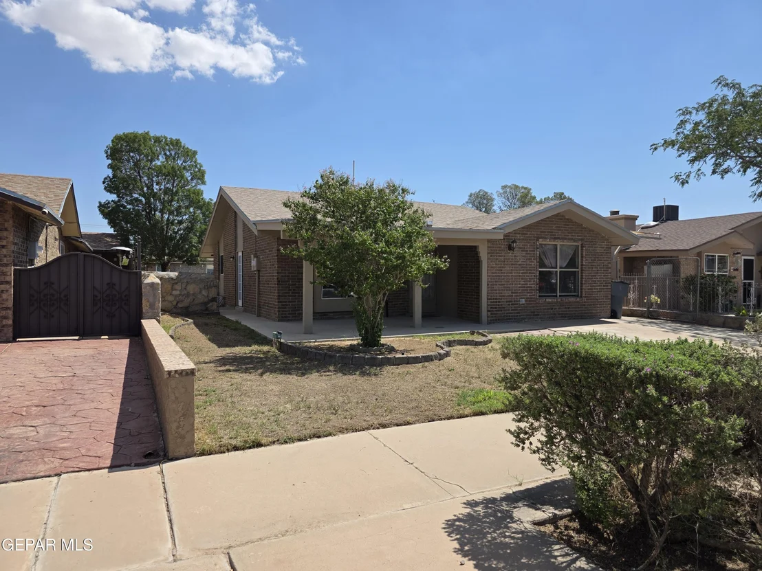 Photo of 9745 STAUBACH Drive
