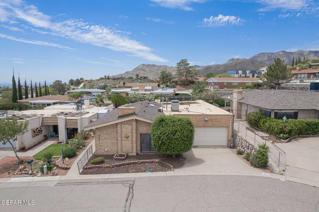 Photo of 3204 HIGH POINT Drive