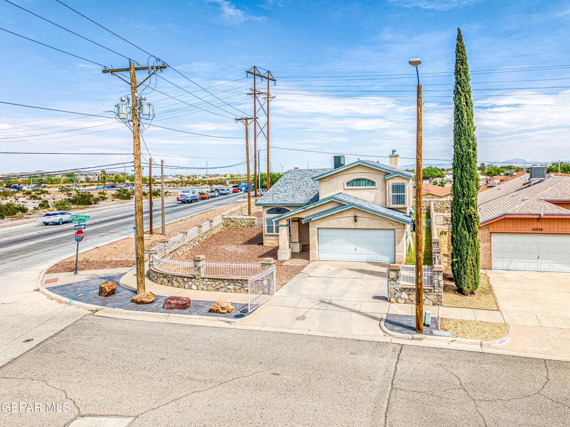 Photo of 10928 REEF SANDS Drive