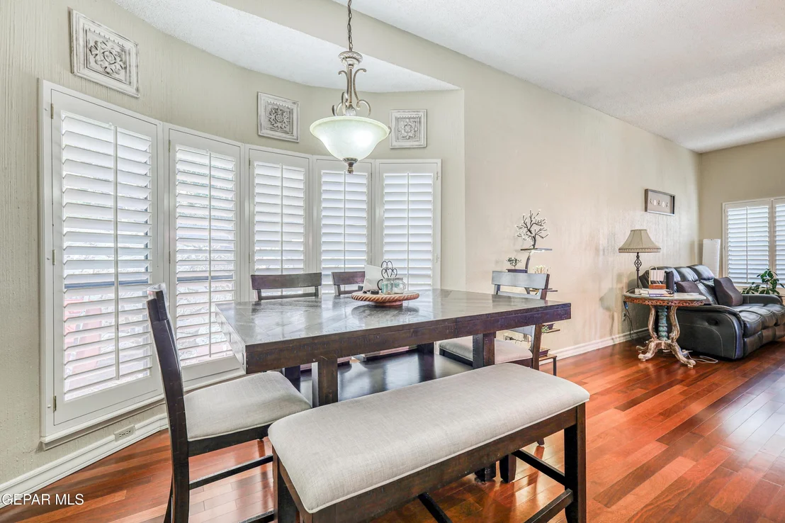 Photo of 7225 Rochester Drive