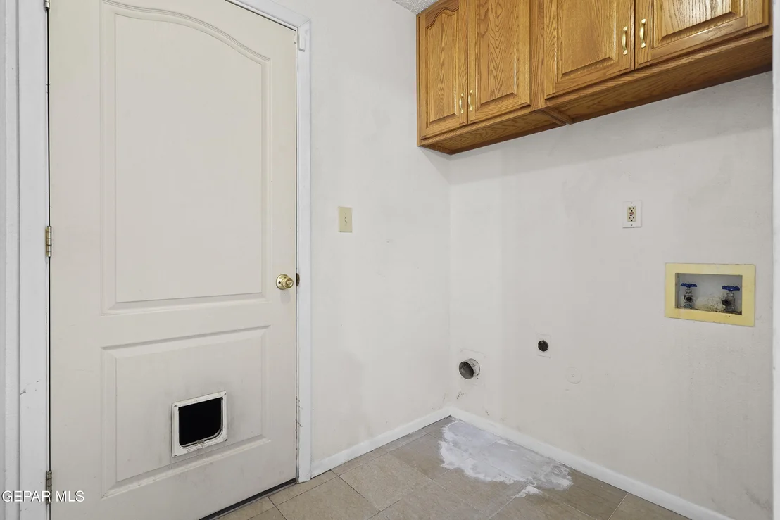 Photo of 805 MARIMBA Drive