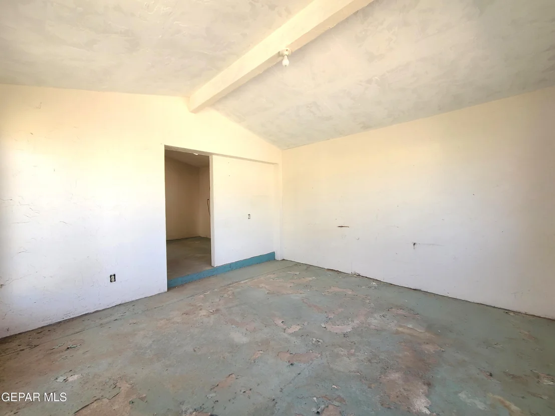 Photo of 1714 BANKER Road