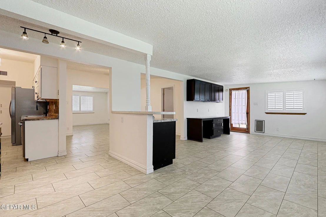 Photo of 4540 Swan Drive Drive