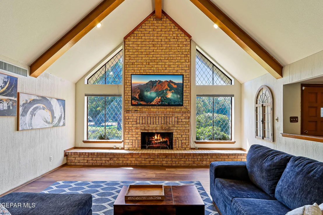 Photo of 5440 La Estancia Circle
