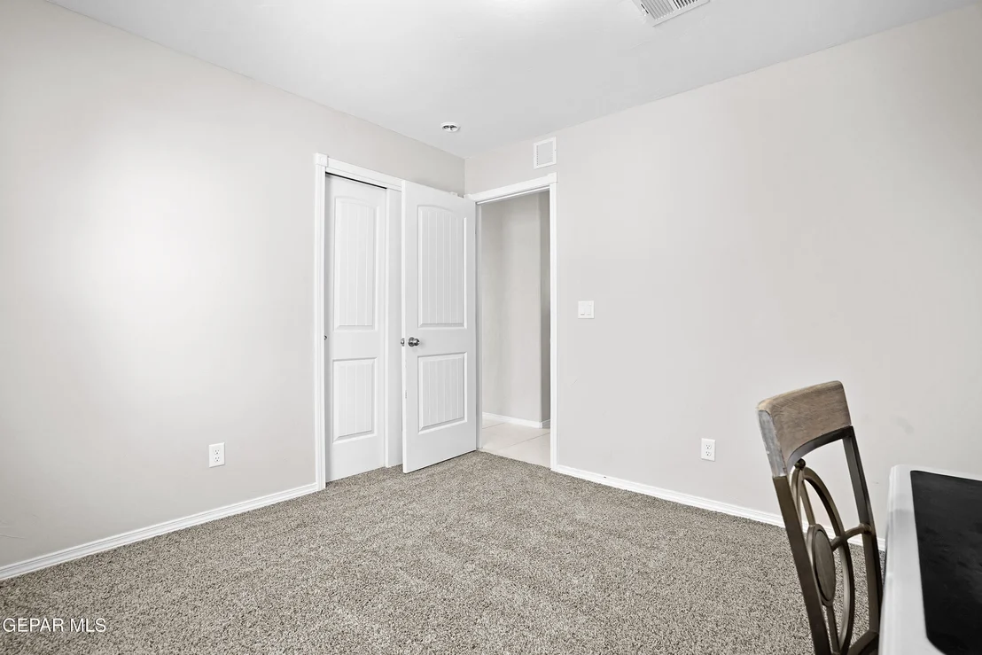 Photo of 13944 Garforth Avenue