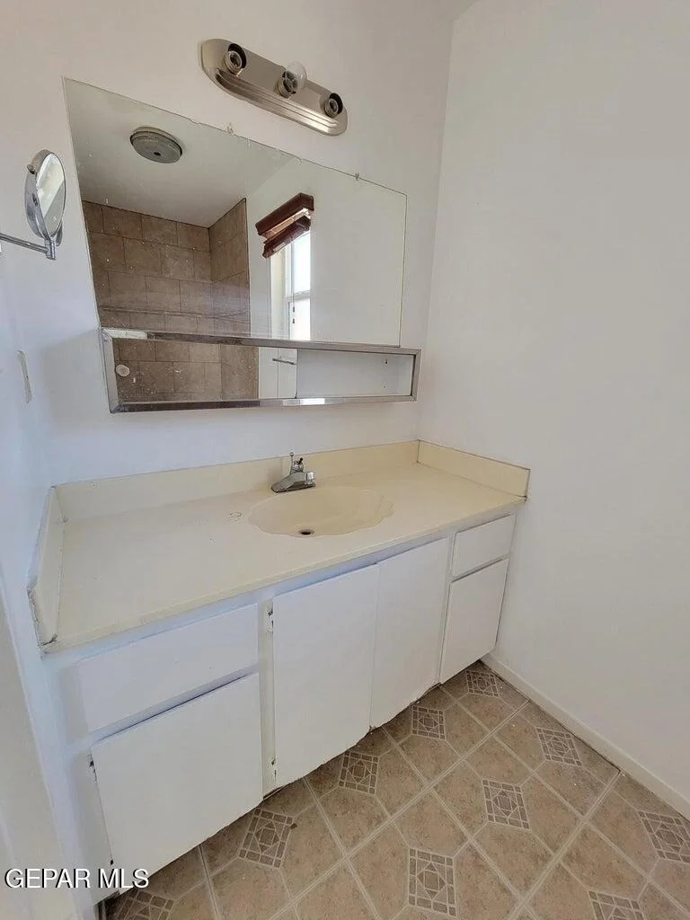 Photo of Unit AB at 2901 Beachcomber Drive