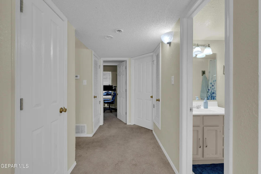 Photo of 4312 JOHN B OBLINGER Drive