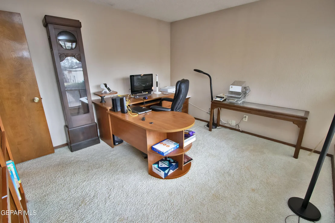Photo of 308 Stotts Avenue