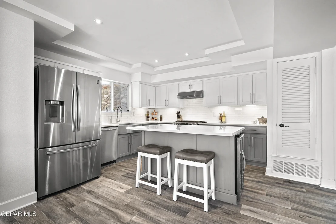 Photo of 4713 EXCALIBUR Drive