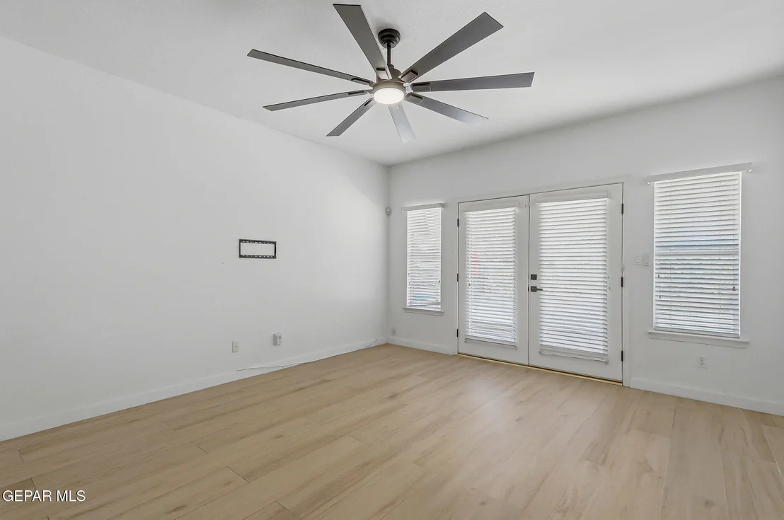 Photo of 6633 WIND RIDGE Drive