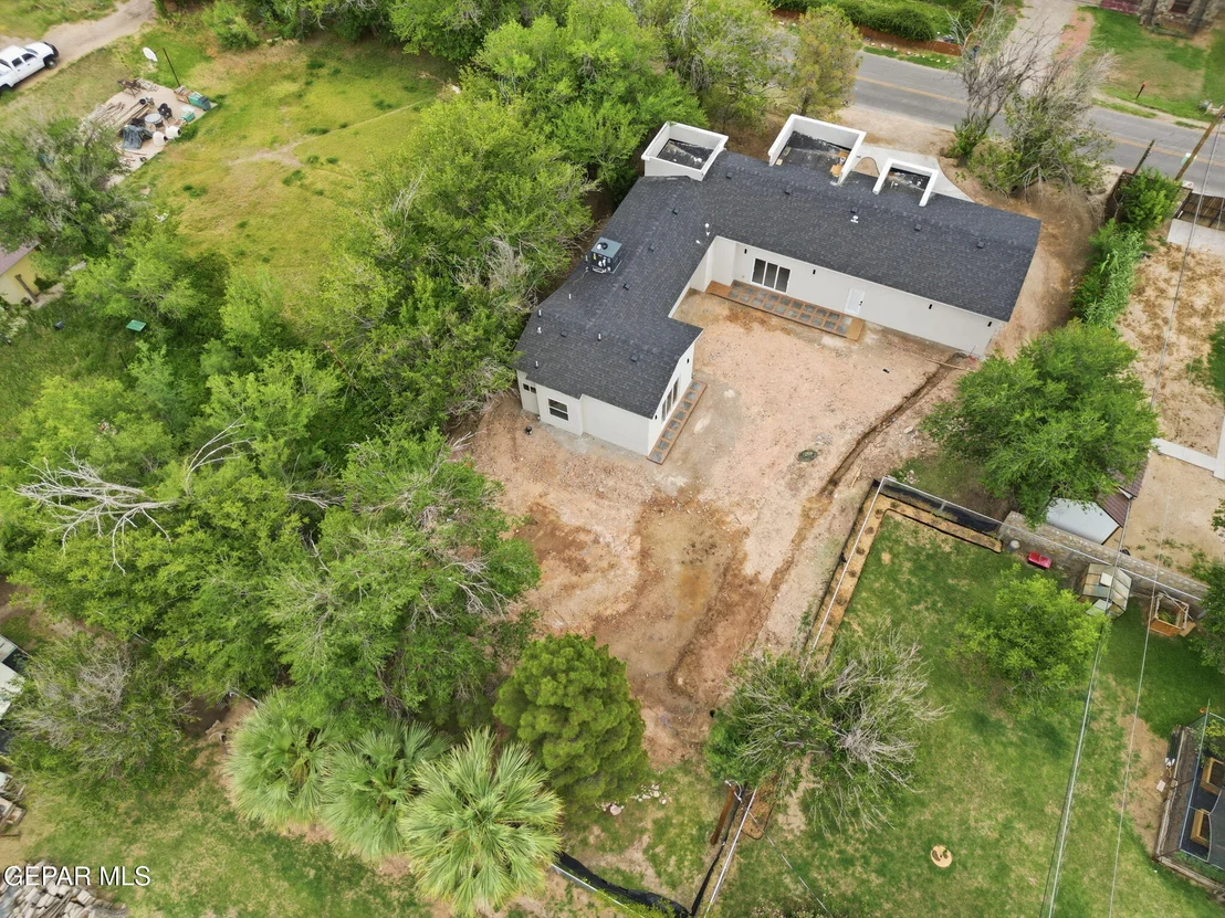Photo of 115 BIRD Avenue