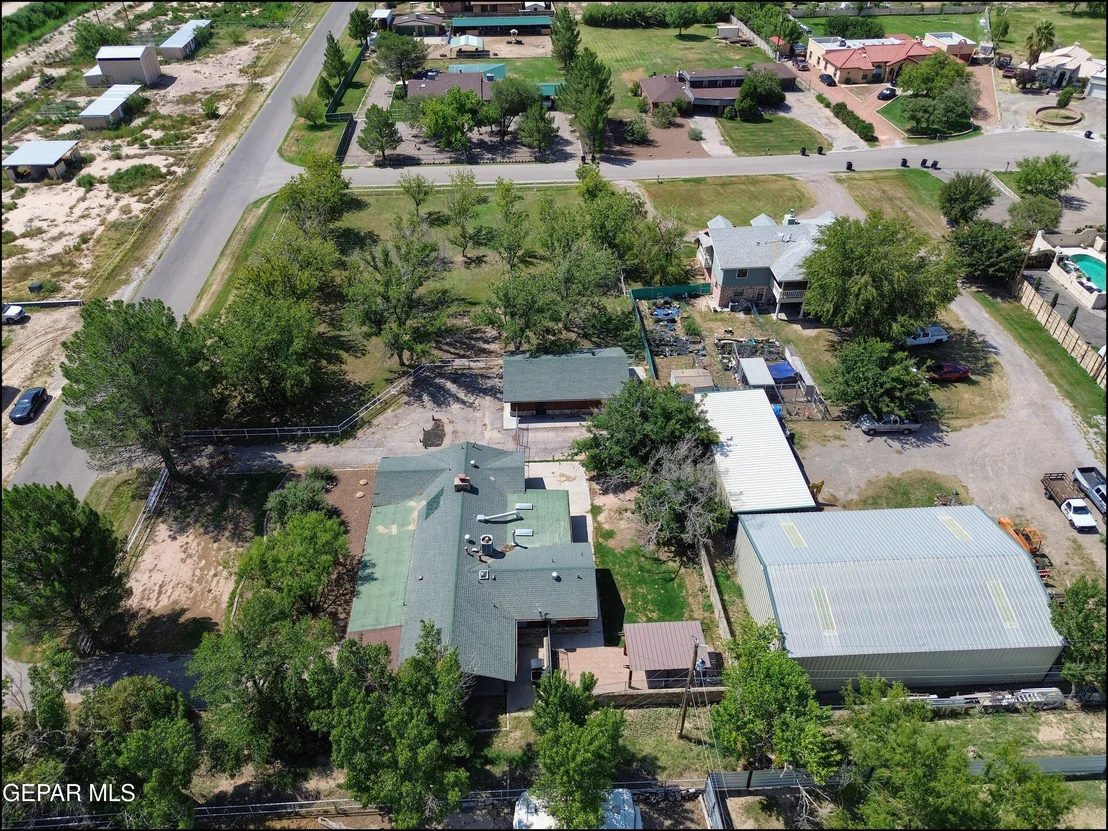 Photo of 6525 UPPER VALLEY Road