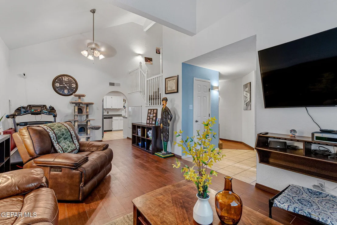 Photo of 550 OLMECA Drive
