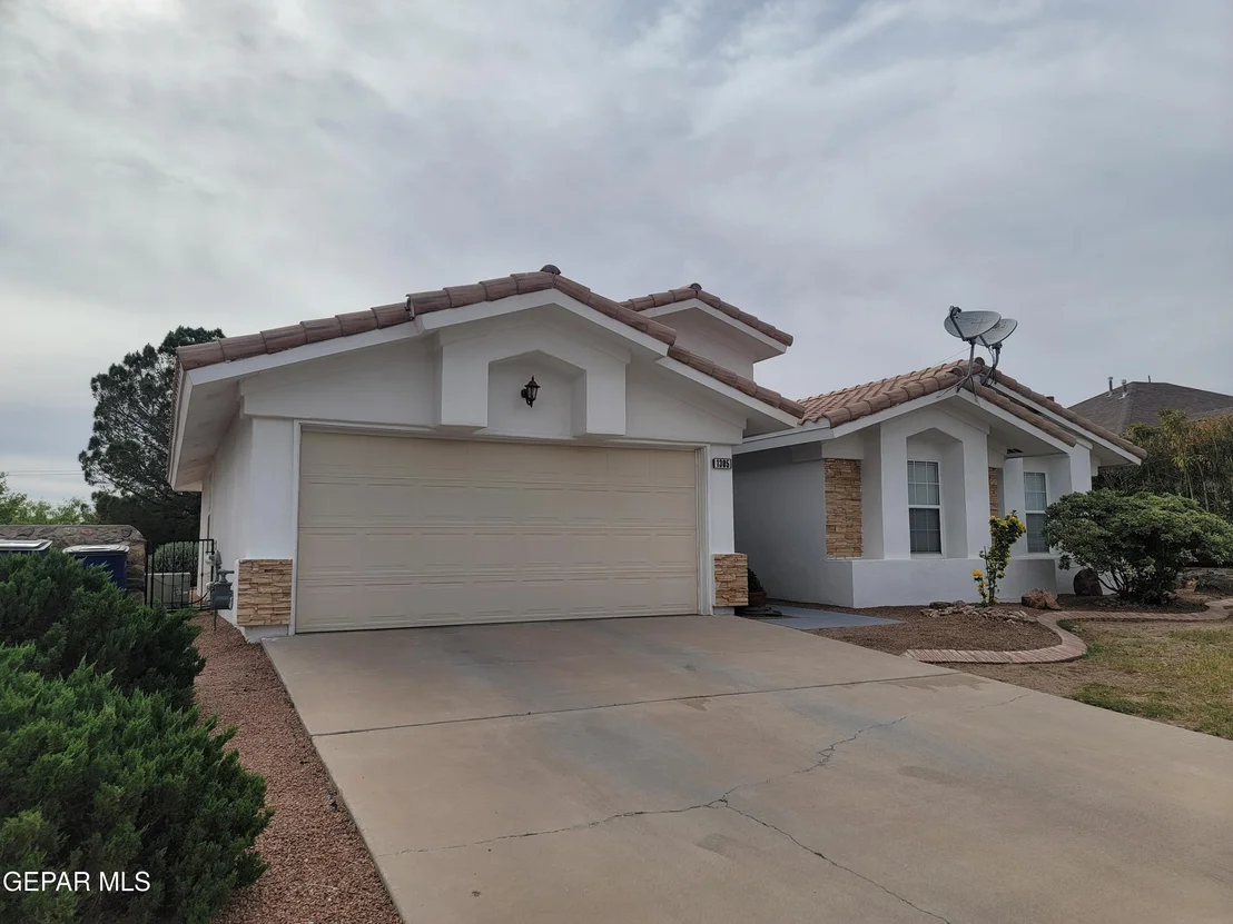 Photo of 1305 TRAIL RIDGE Drive