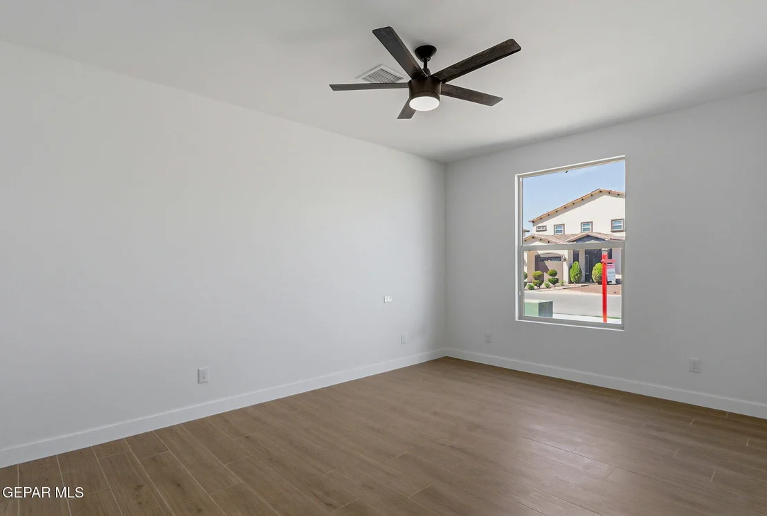 Photo of 5440 Dougallan Lane