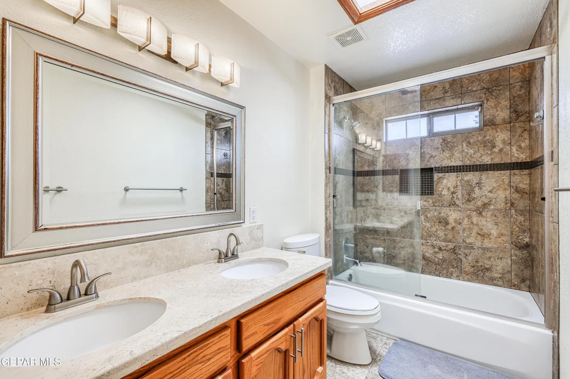 Photo of 6617 Isla del Rey Drive