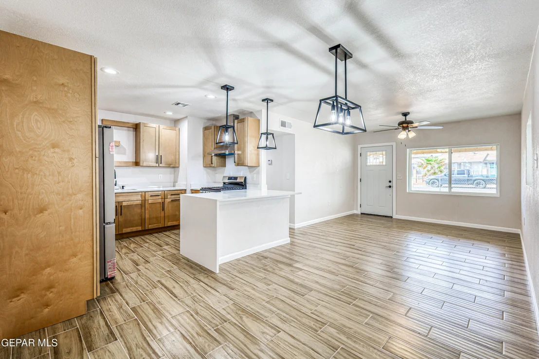 Photo of 7428 KINGMAN Drive