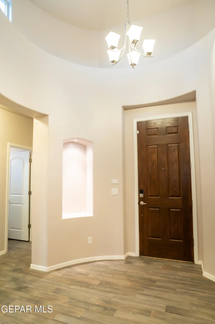Photo of 7305 Skyrocket Drive