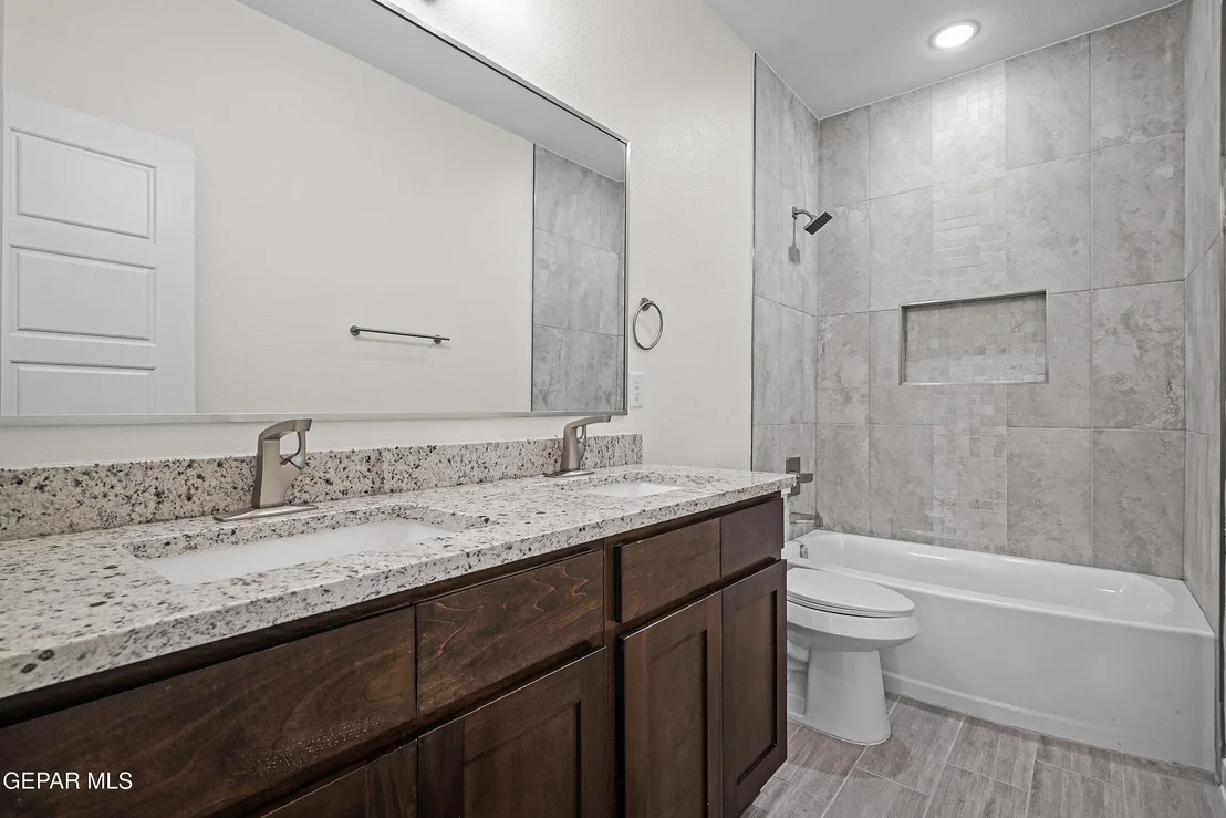 Photo of 7621 ENCHANTED RIDGE Drive