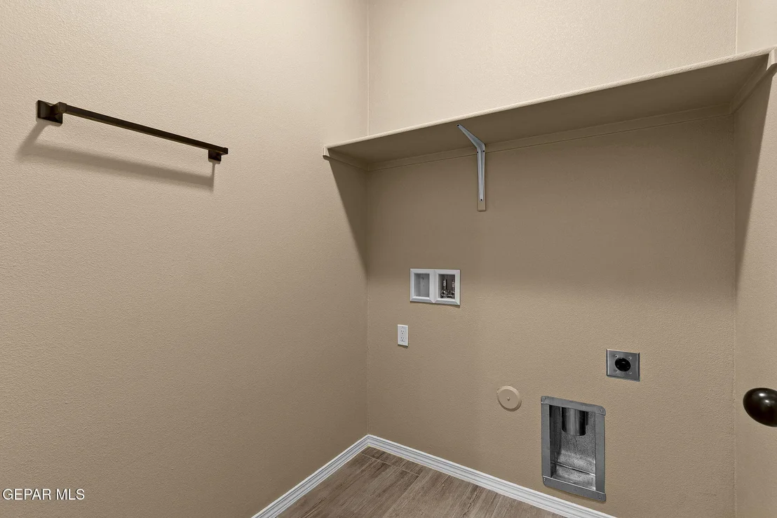Photo of 7541 WOLF CREEK Drive