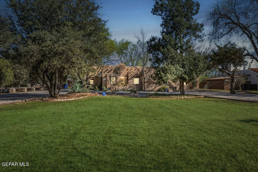 Photo of 300 ROSEMONT Drive