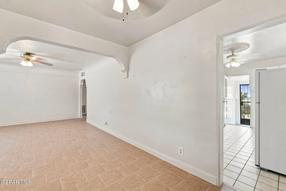 Photo of 3110 VAN BUREN Avenue