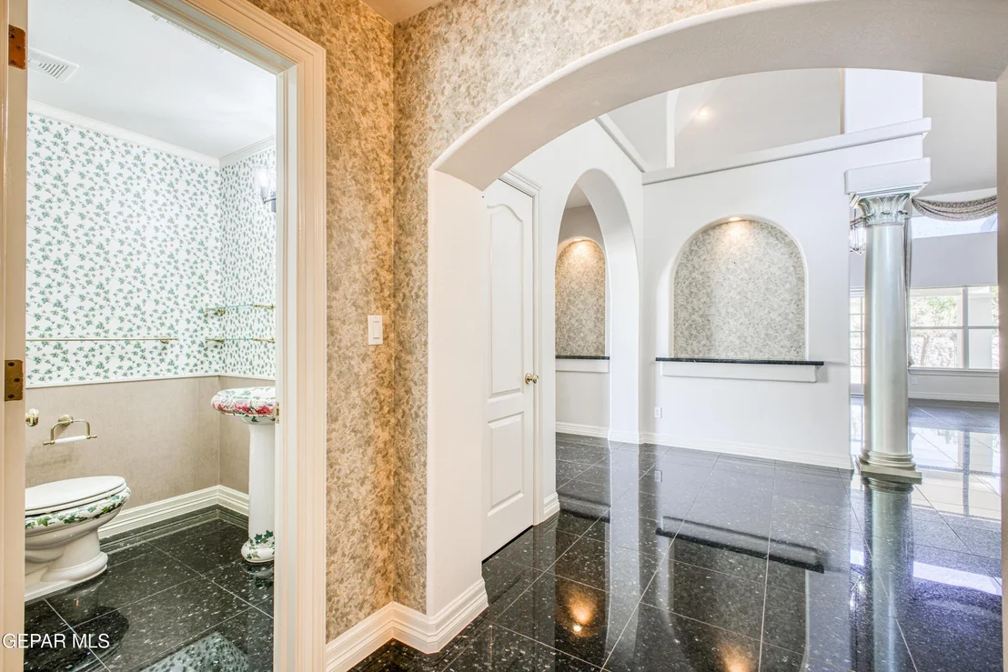Photo of 6565 Eagle Ridge Drive