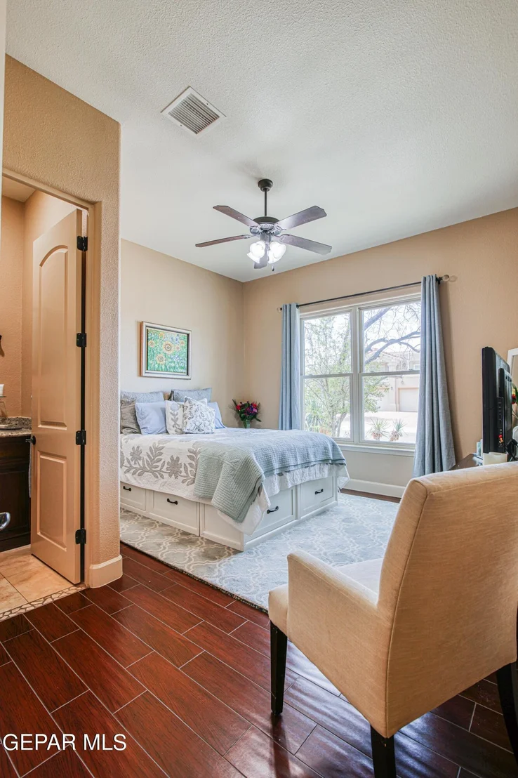 Photo of 6292 FRANKLIN DOVE Avenue