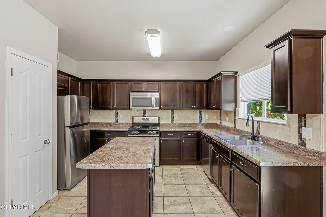 Photo of 6920 CACTUS THRUSH Drive