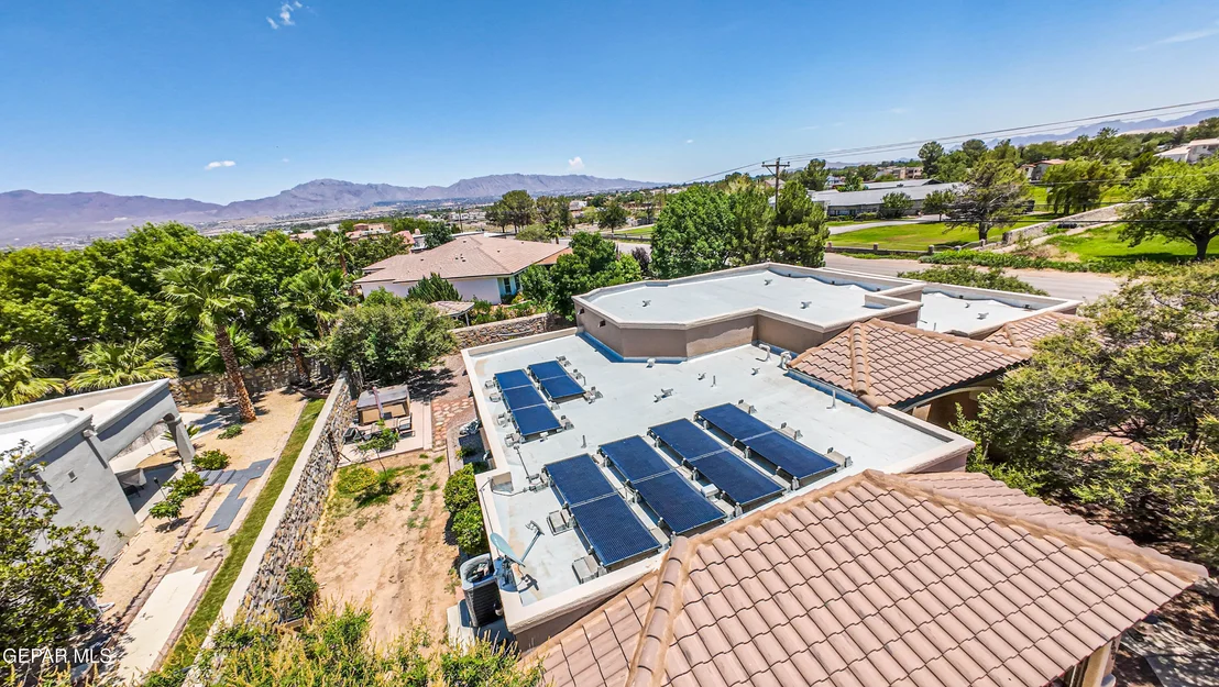 Photo of 5800 ANGEL Street