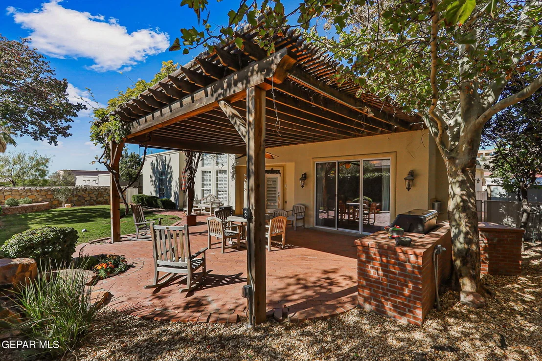 Photo of 6616 Wind Ridge Drive