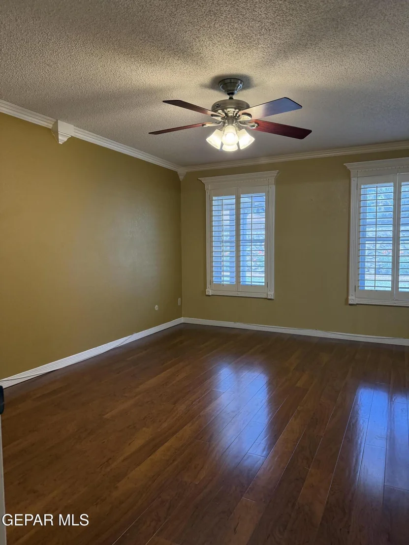 Photo of 3149 EDGEROCK Drive