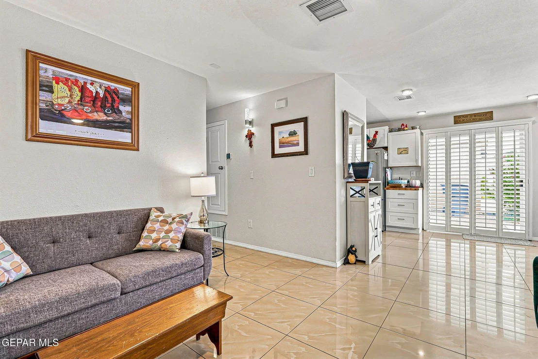 Photo of 905 MADTONE Drive