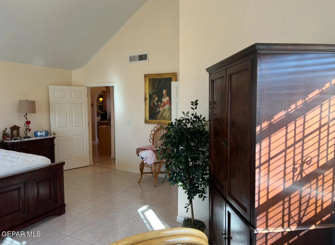Photo of 225 PEYTON Road