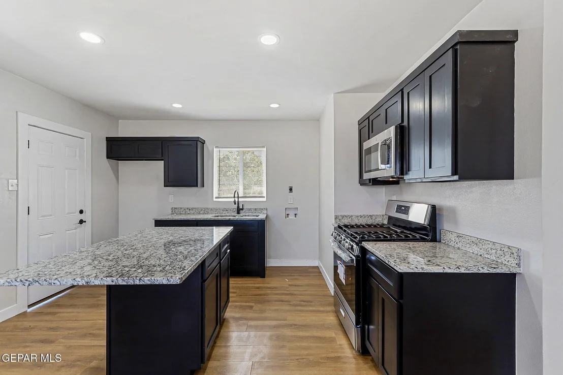 Photo of 5104 Mount Abbott Drive