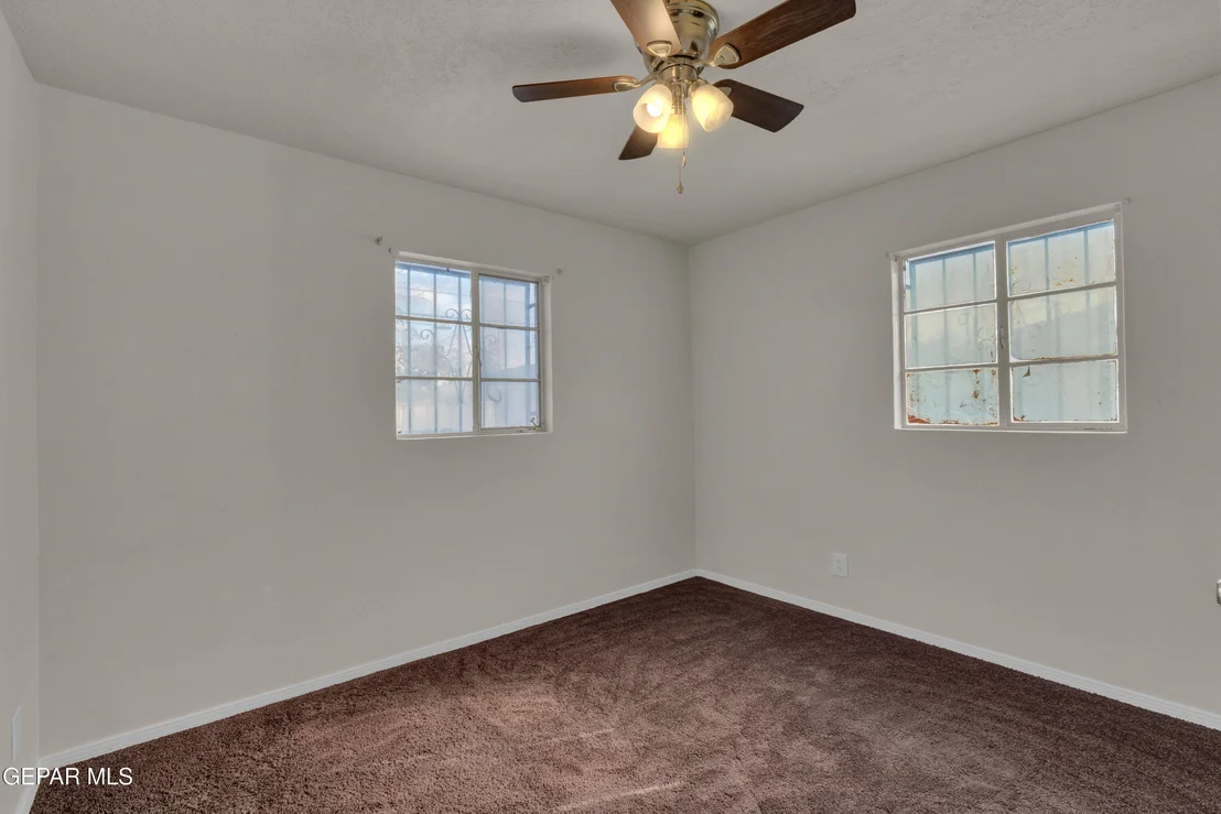 Photo of 5213 SUN VALLEY Drive