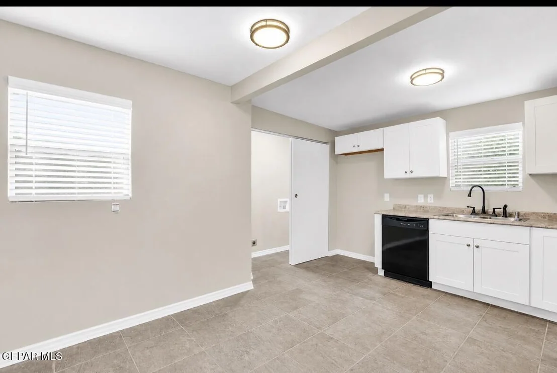 Photo of 404 ROCCA Lane