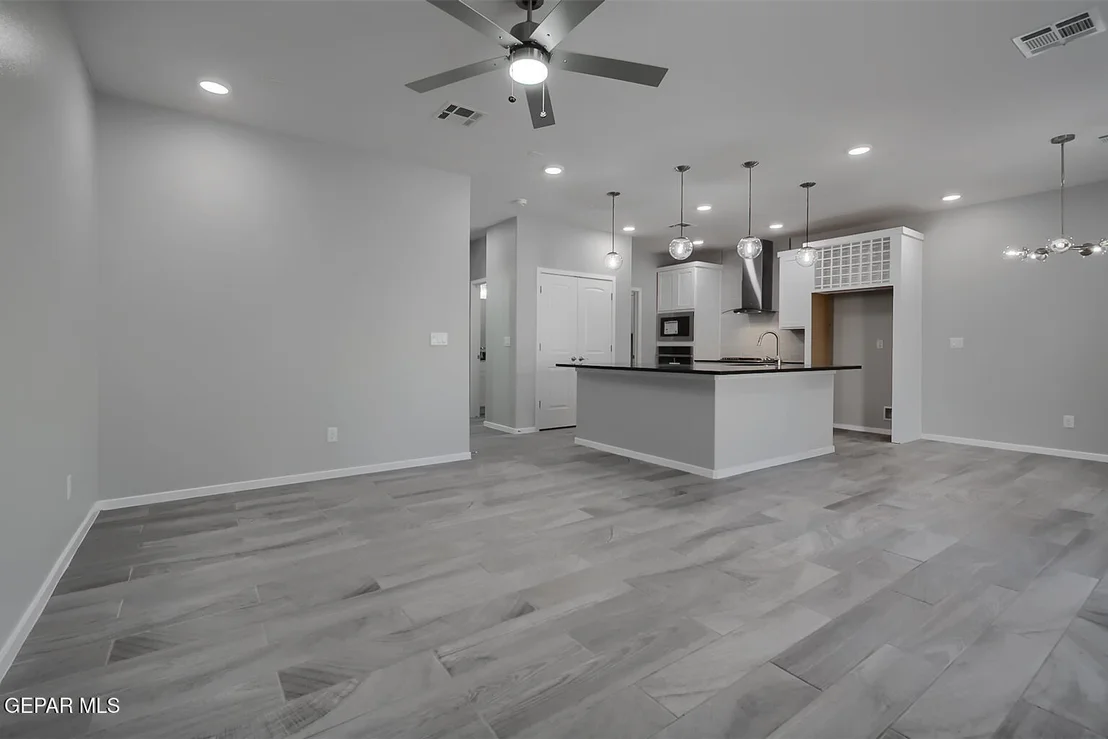 Photo of 3812 Course Street