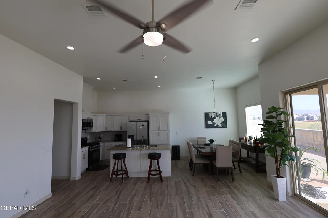 Photo of 7776 ENCHANTED PARK Drive
