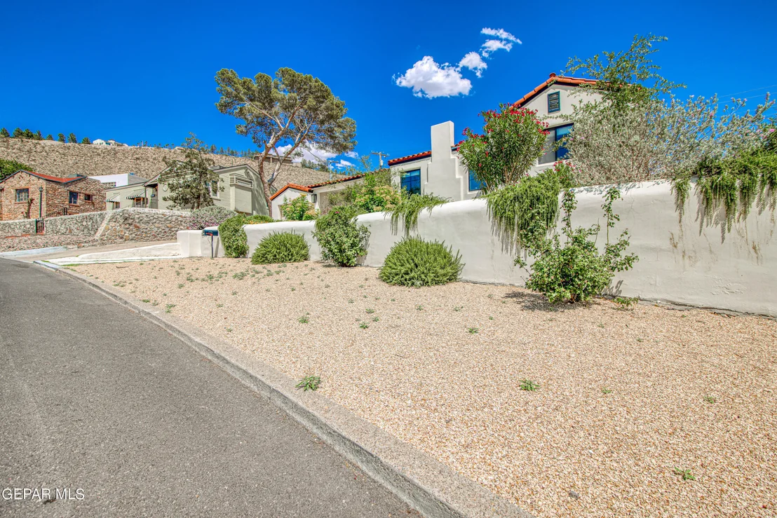 Photo of 1206 STOCKWELL Lane