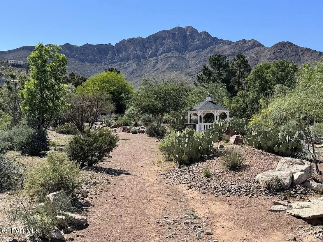 Photo of 3029 MESA VERDE Lane