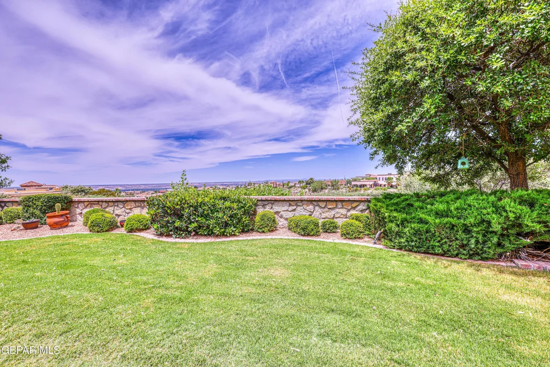 Photo of 6309 VIA SERENA Drive