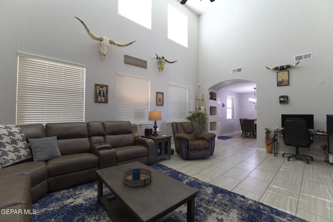 Photo of 987 GRANDEVOLE Drive