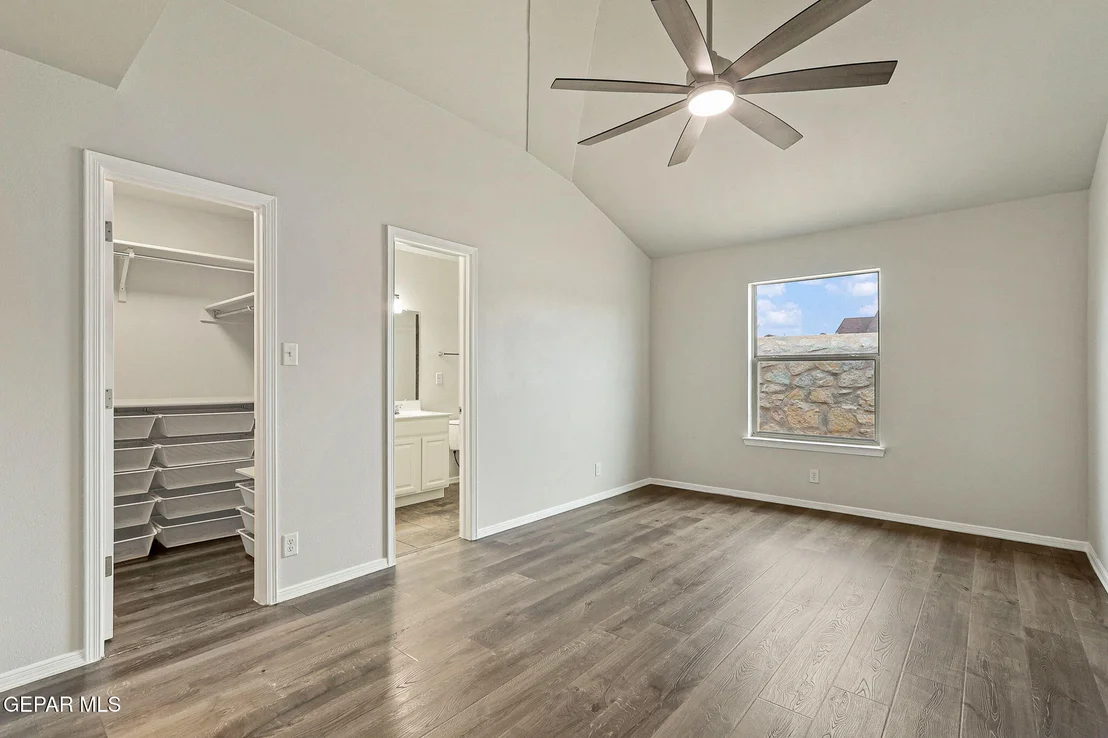 Photo of 4945 SILVER RANCH Avenue