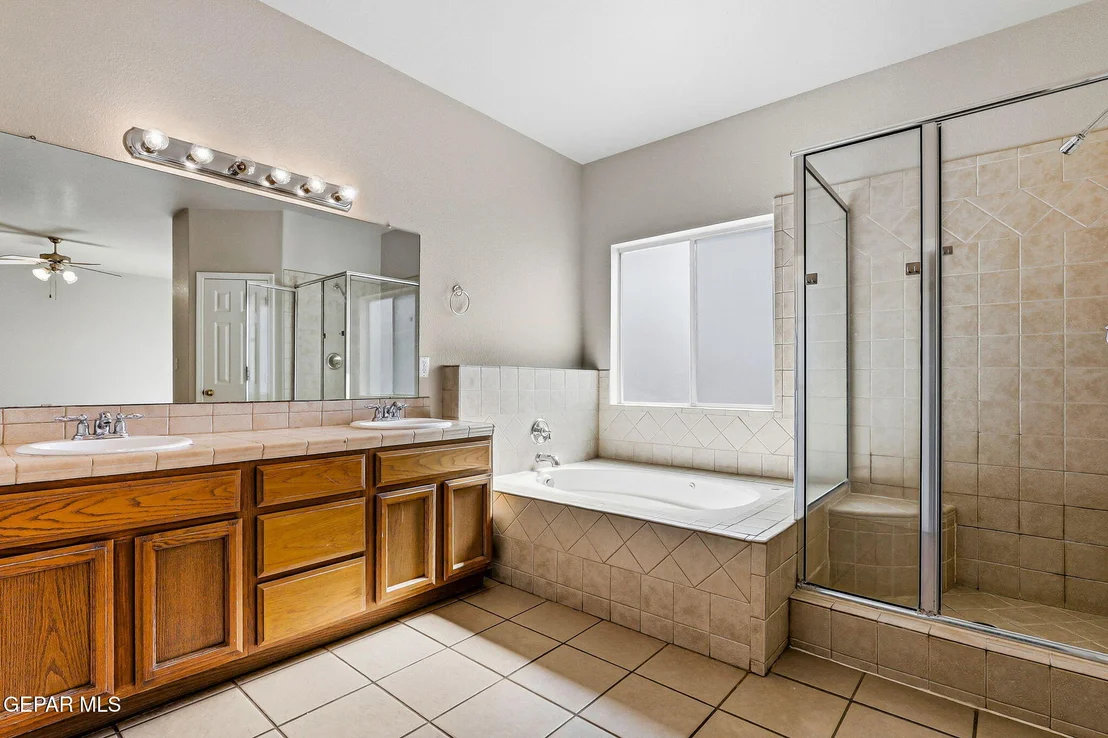 Photo of 800 La Florida Drive
